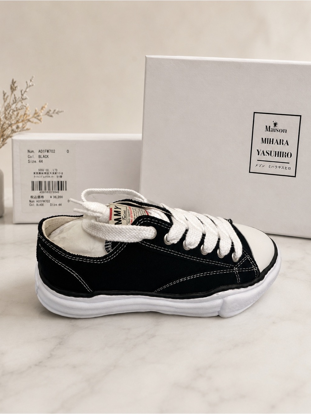 Maison Mihara Yasuhiro Peterson OG Sole Canvas Low Sneakers Black/White EU 44